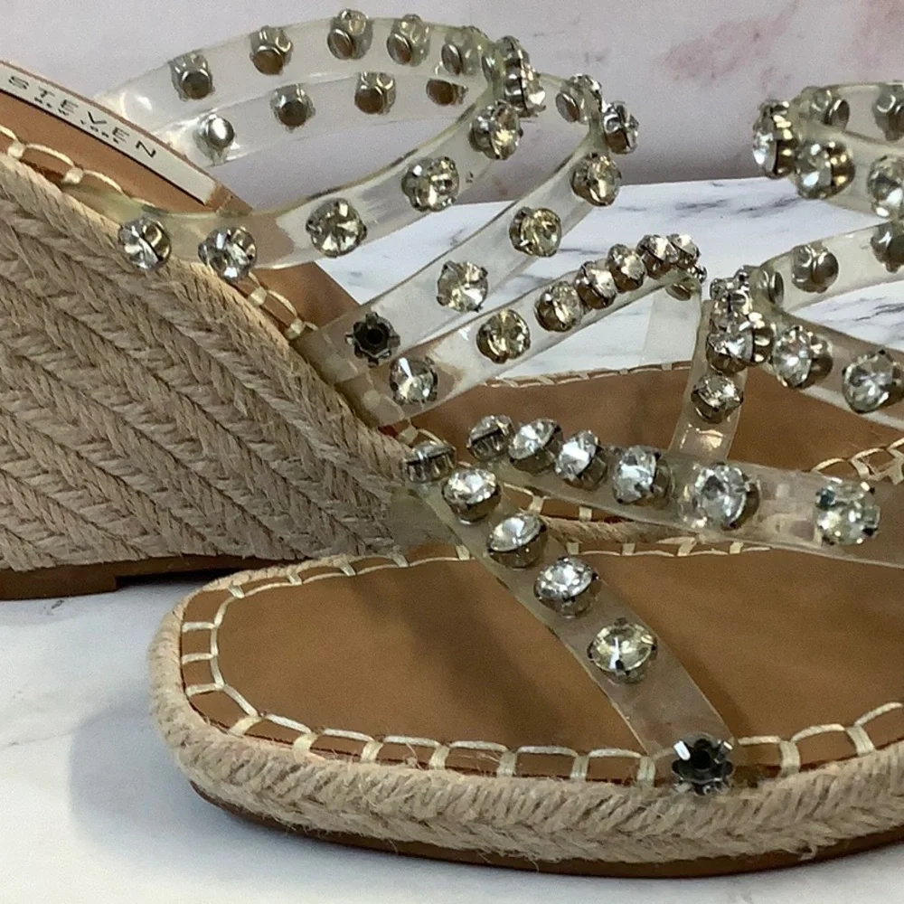 NWT STEVEN New York, Studded Espadrilles Size 6.5 US